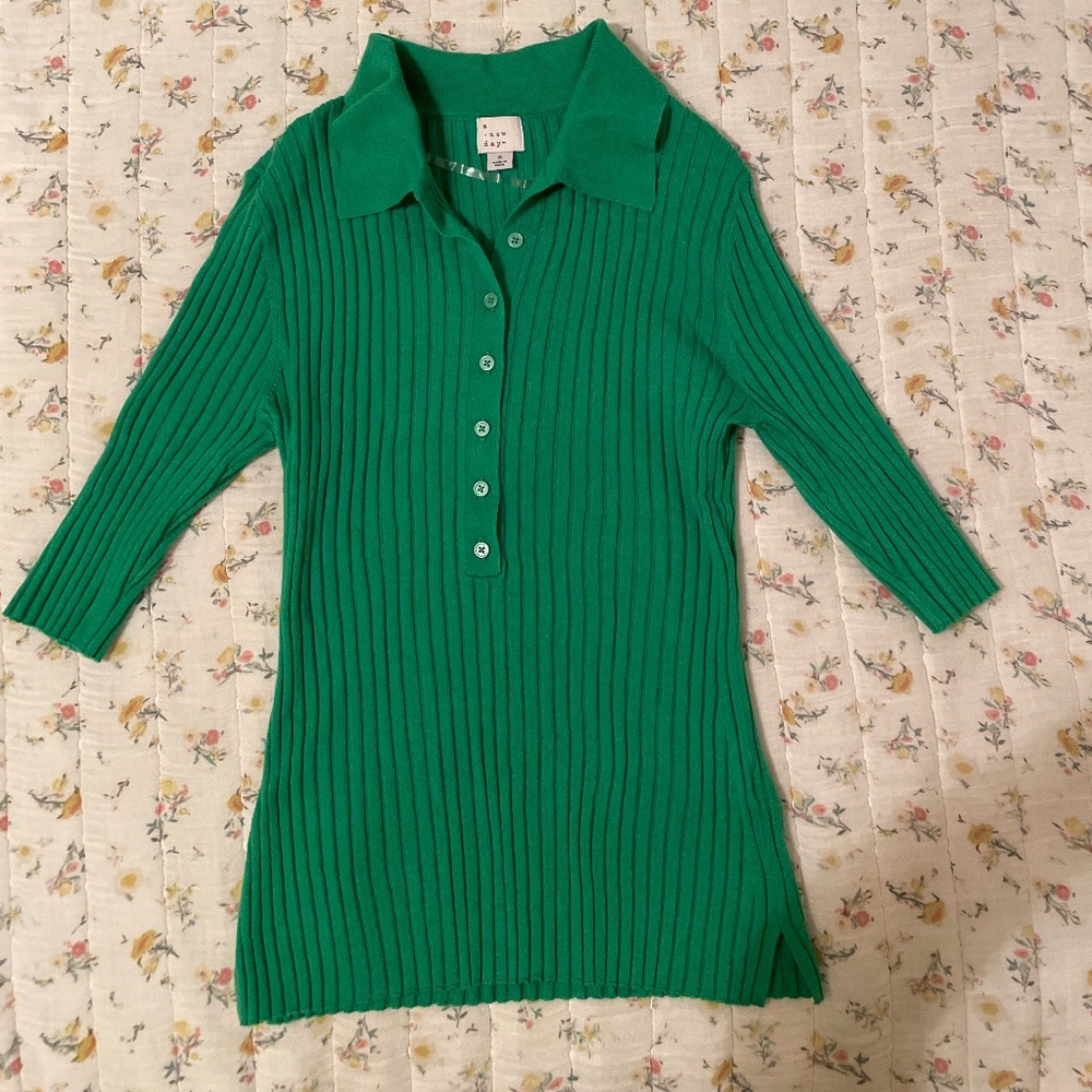 A New Day Kelly Green Collared Button Half Sleeve Sweater